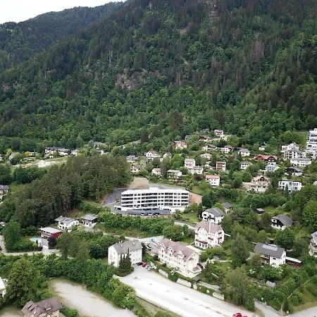 Modern With View Over Ossiach * Annenheim