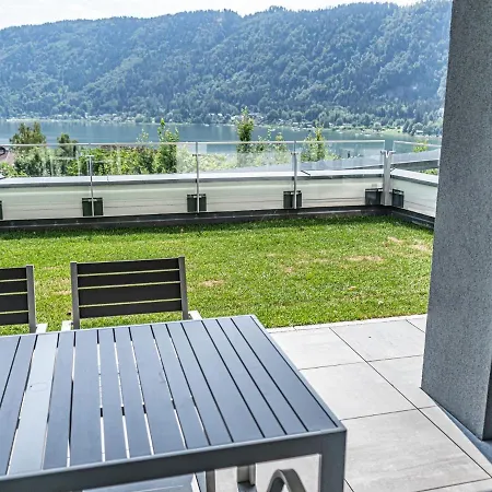아파트 Modern With View Over Ossiach *